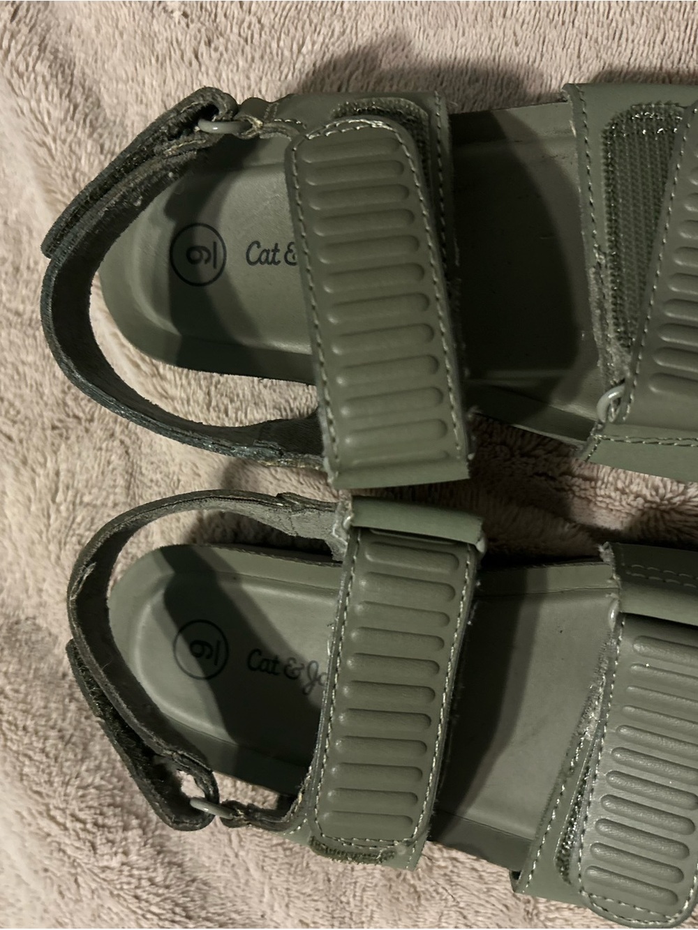 Cat & Jack Olive Cargo Green Kids Hook-and-Loop Sandals